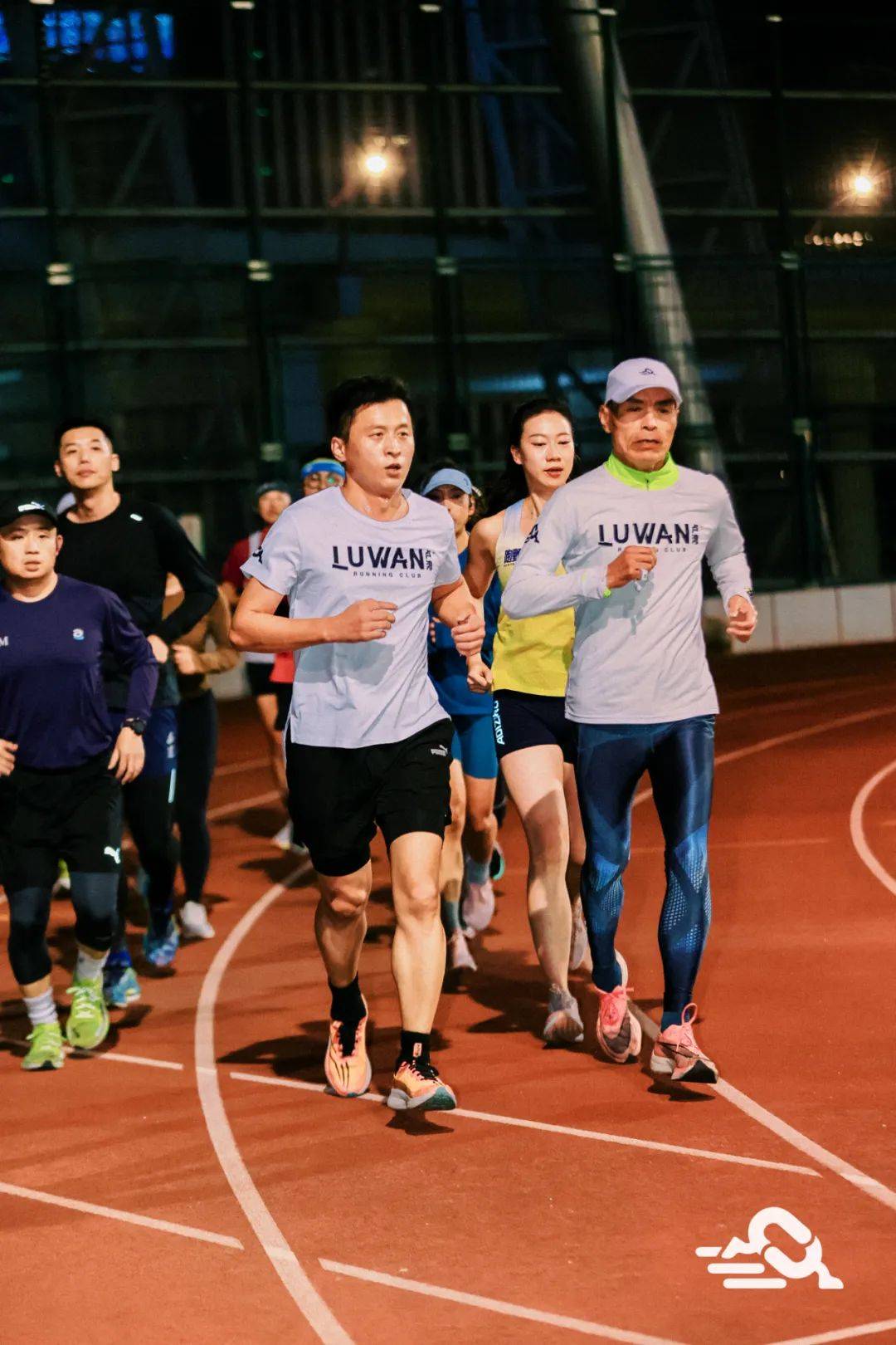 继续领跑！中超